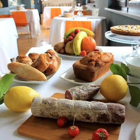 Semesteranläggning (resort) & Ristorante Degli Angeli